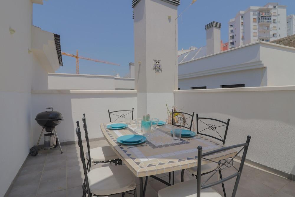 Hotel Grand With Terrace & Parking By La Recepcion 3*